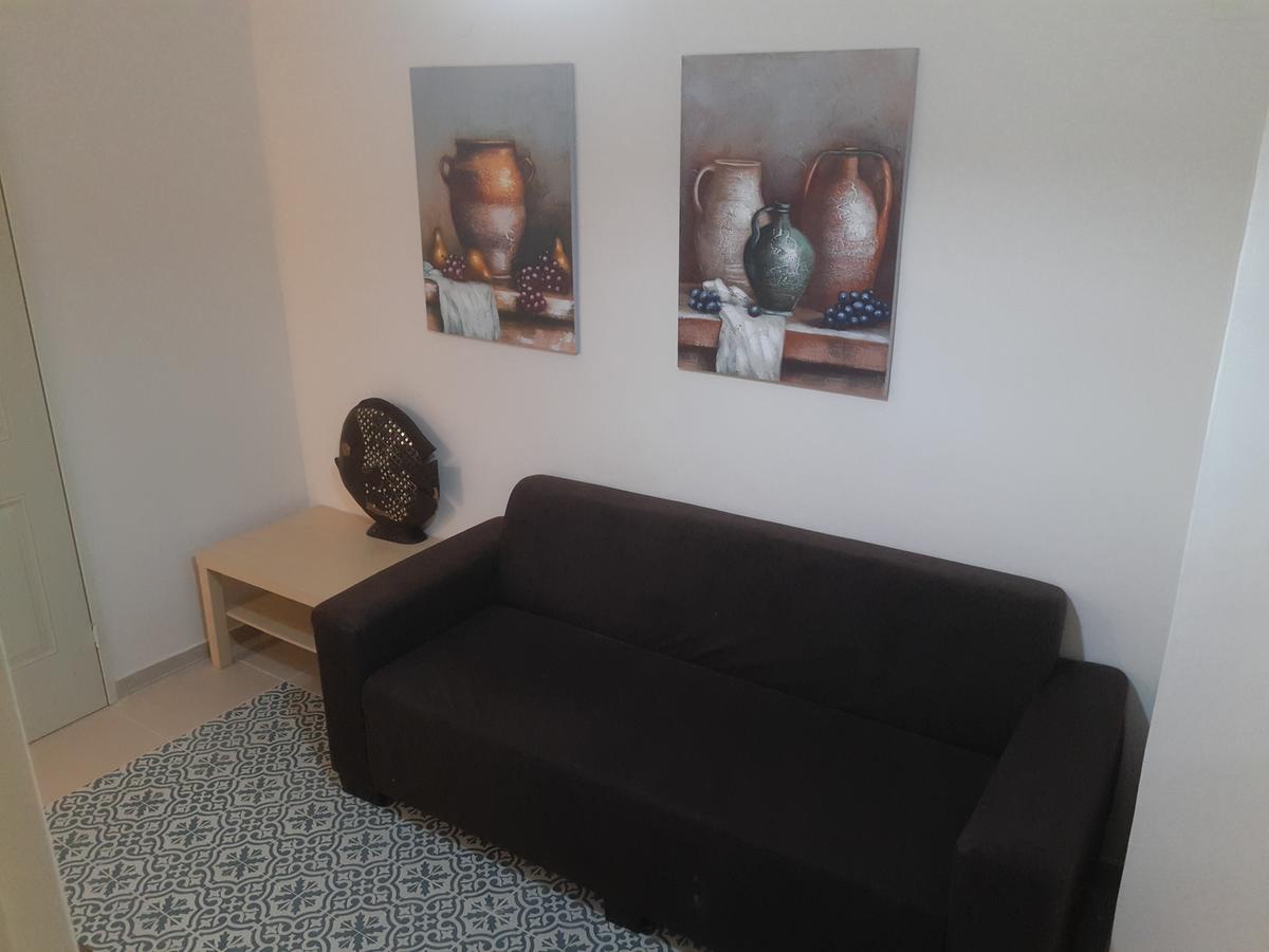 3 Stairs Only To Cozy Flat On Hillel St Appartement Haifa Buitenkant foto