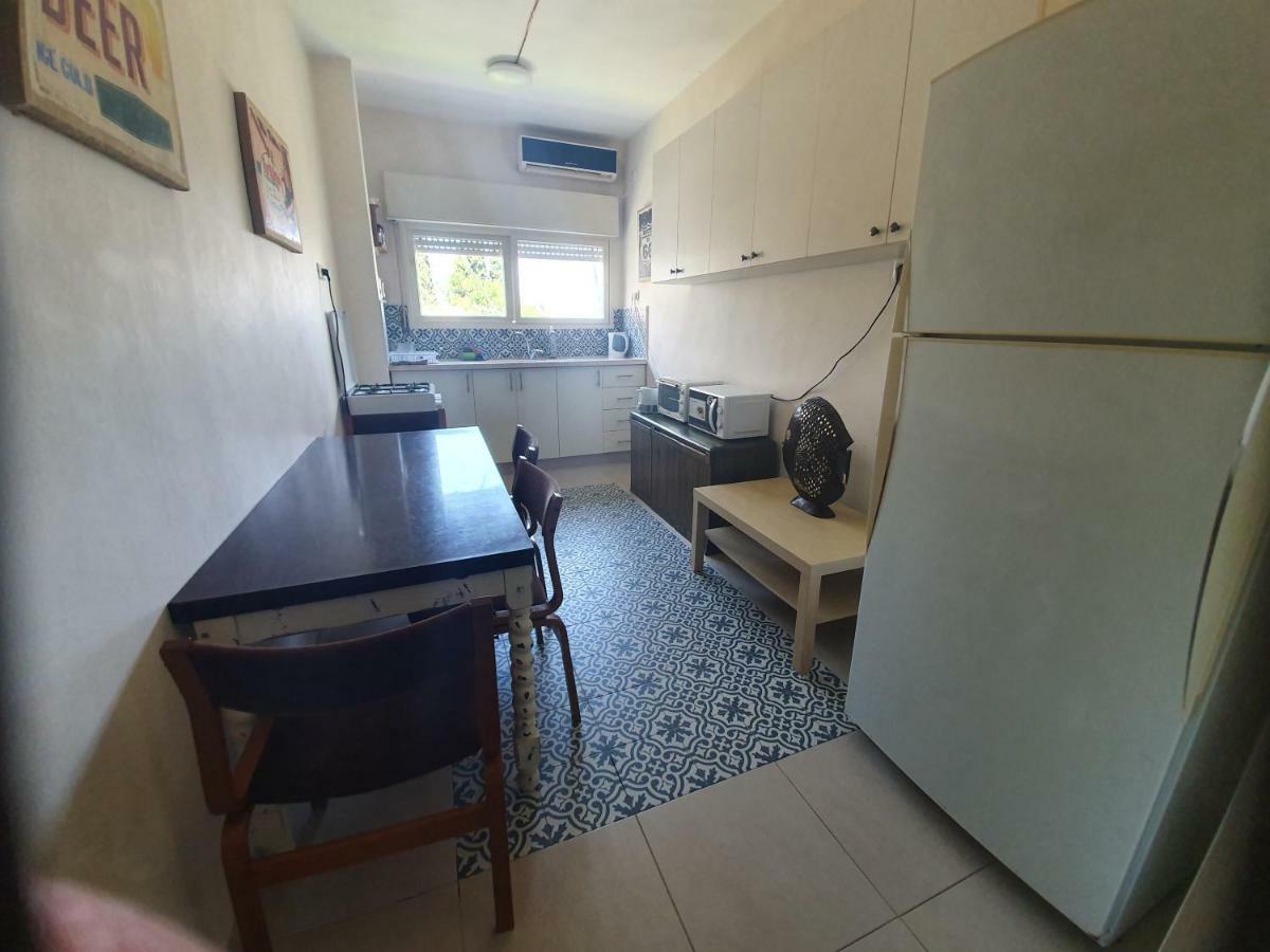 3 Stairs Only To Cozy Flat On Hillel St Appartement Haifa Buitenkant foto
